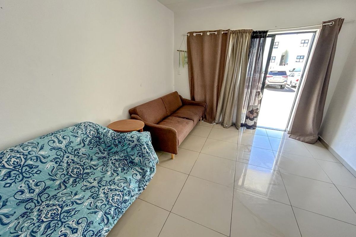 Modern Apartment Living | Well-Priced in Seascape Mews ON SHOW BY APPOINTMENT  - Photo 4