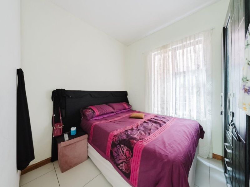 Stylish & Spacious 3-Bedroom Townhouse – Perfect for Modern Living! - Photo 6