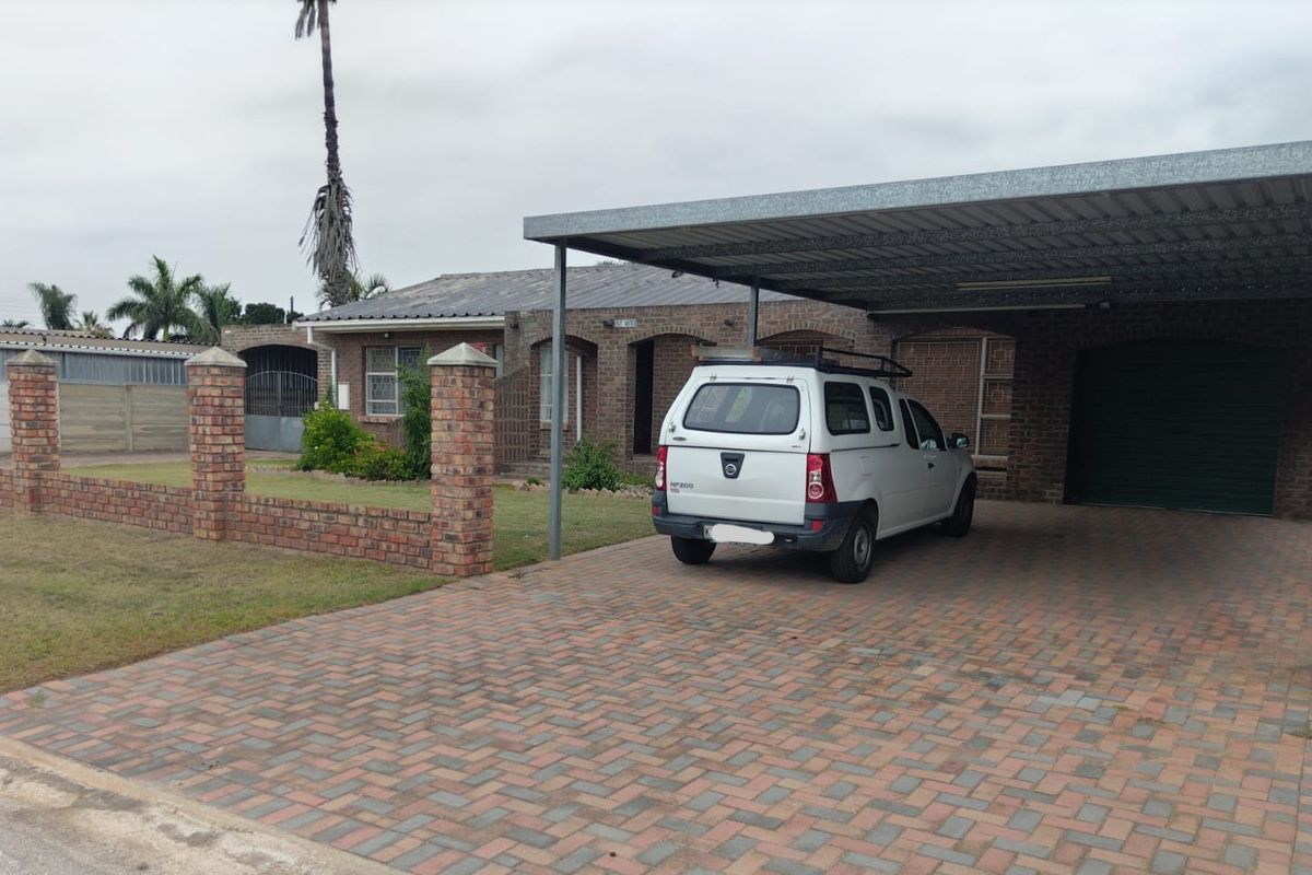 Low maintenance facebrick family home for sale!  - Photo 5