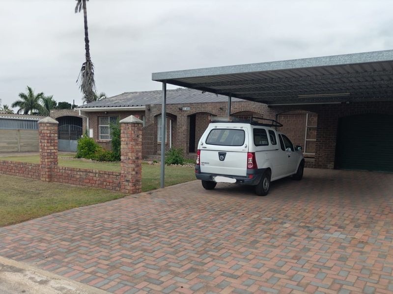 Low maintenance facebrick family home for sale!  - Photo 5