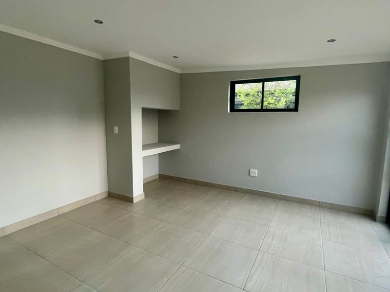1 Bedroom Townhouse in Melodie - Photo 4