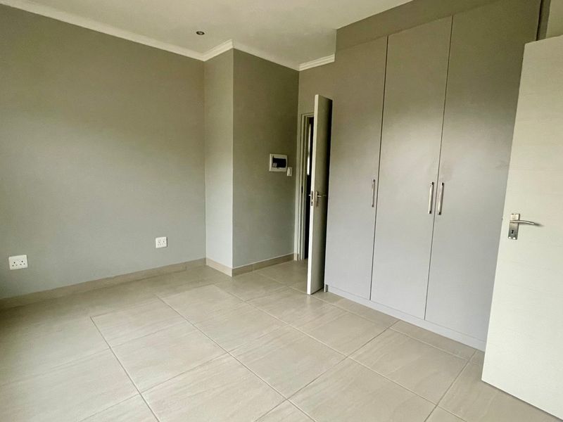 1 Bedroom Townhouse in Melodie - Photo 8