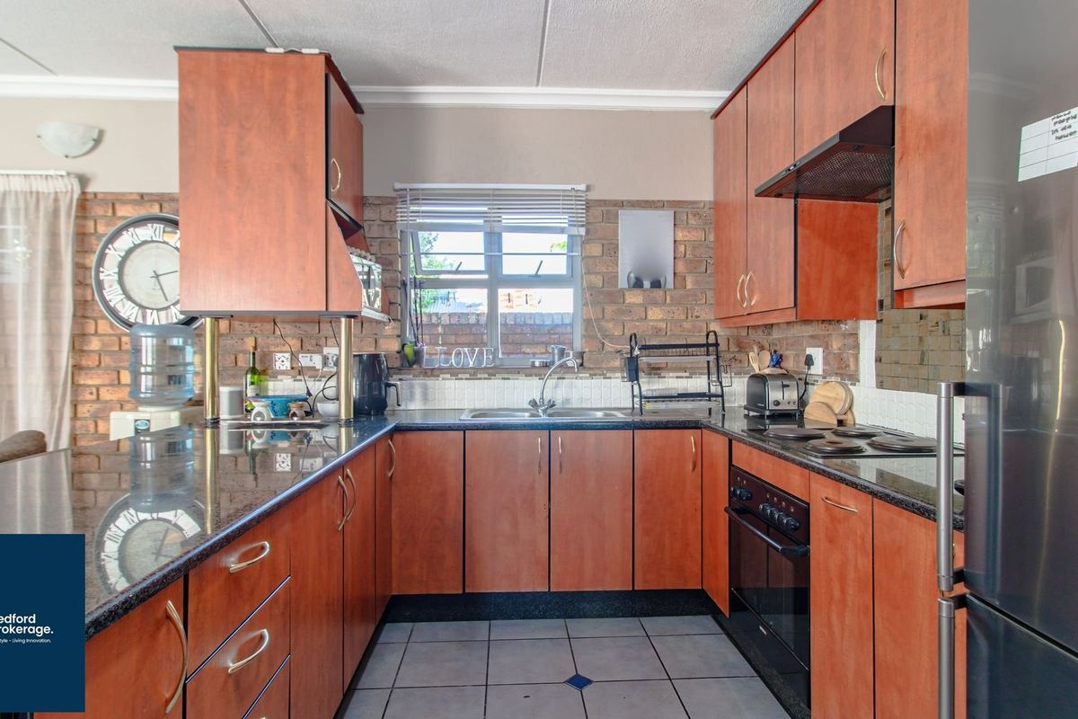 Charming Double-Story Home - Photo 3