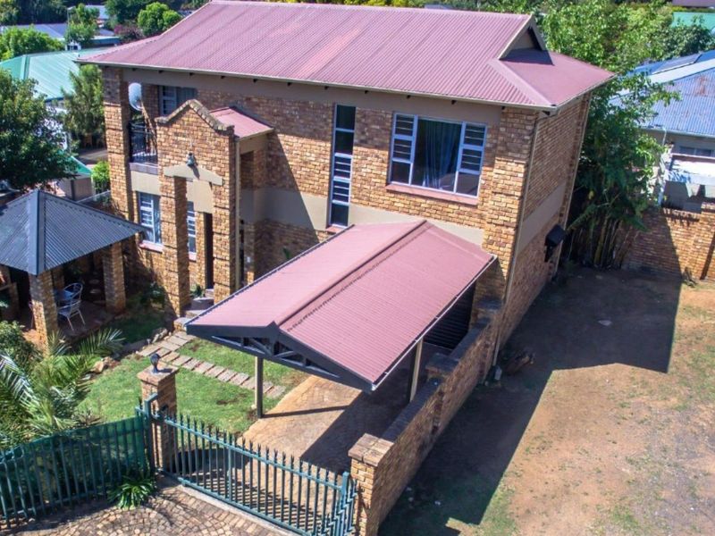 Charming Double-Story Home - Photo 1