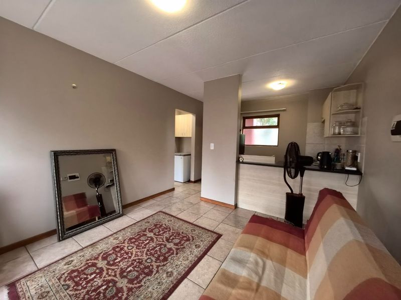 Modern Ground Floor Unit in Montana - Photo 3