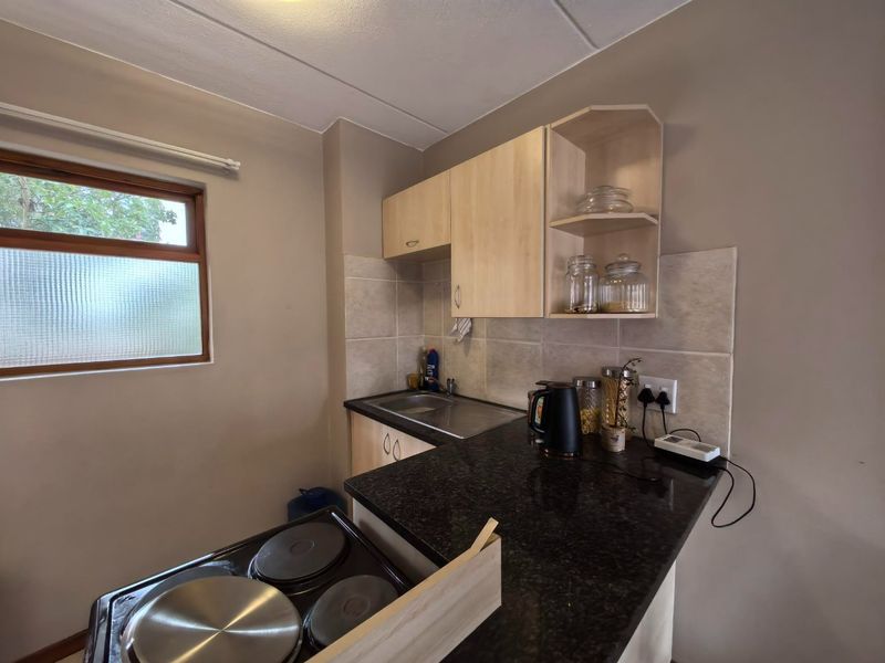 Modern Ground Floor Unit in Montana - Photo 7