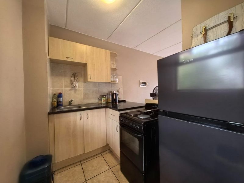 Modern Ground Floor Unit in Montana - Photo 5