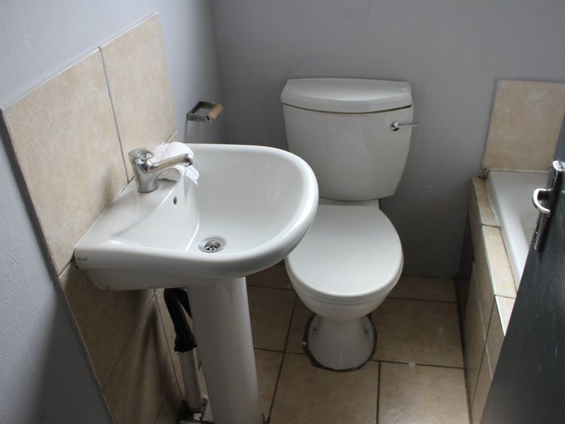 2 Bedroom Apartment to rent - Photo 8