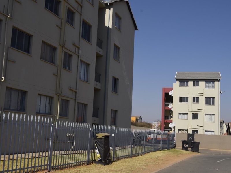 2 Bedroom Apartment to rent - Photo 4