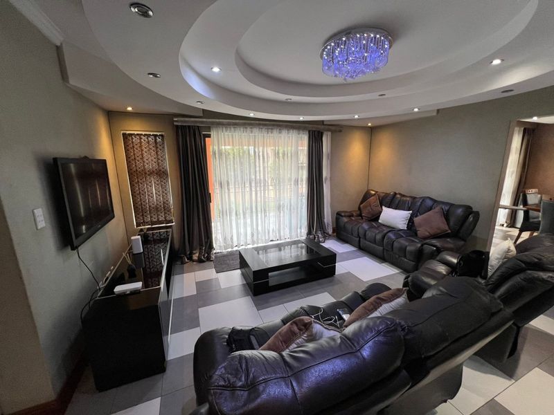 This Property Is A Fantastic Opportunity Not To Be Missed! - Photo 3