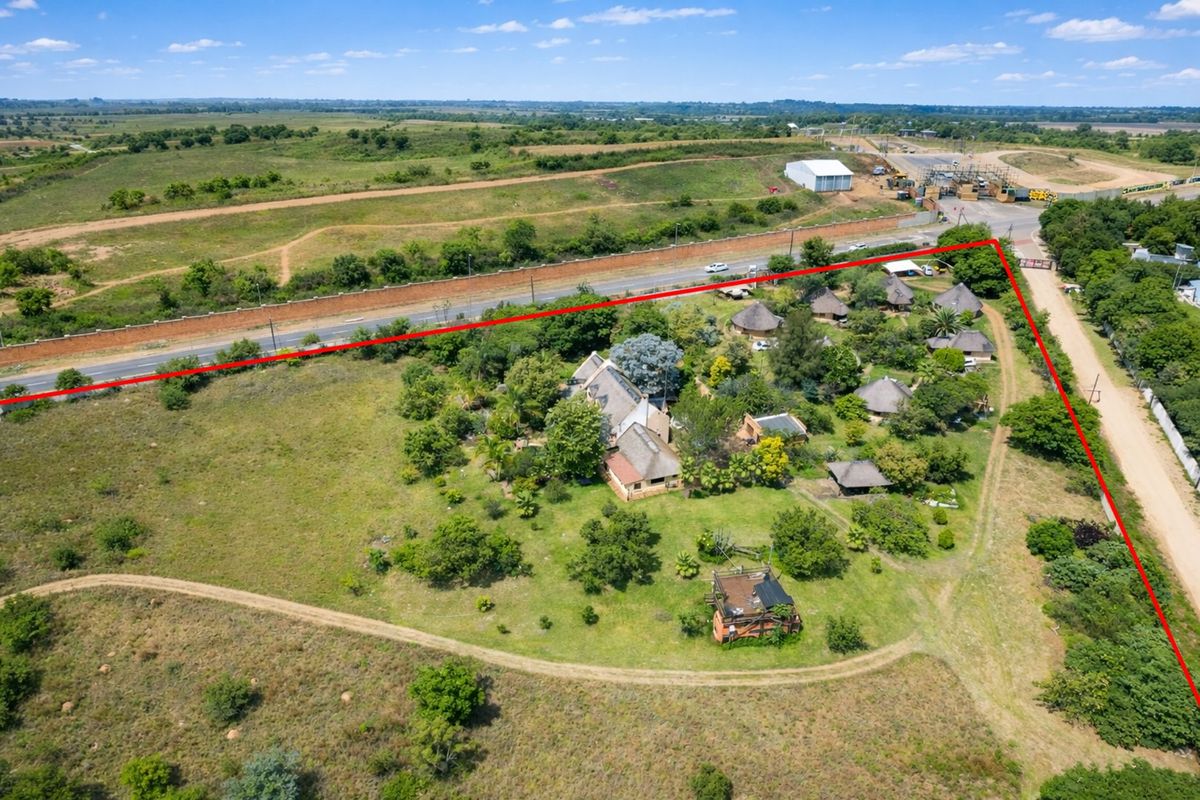 3ha Estate: No Transfer Duty | Next to Steyn City Eco Friendly Visionary Developer - Photo 4