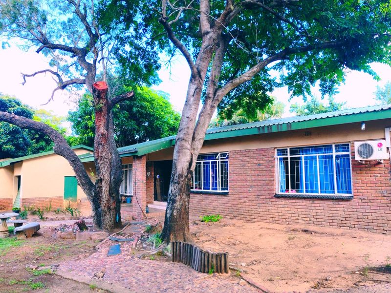 House for sale in Modimolle - Photo 2