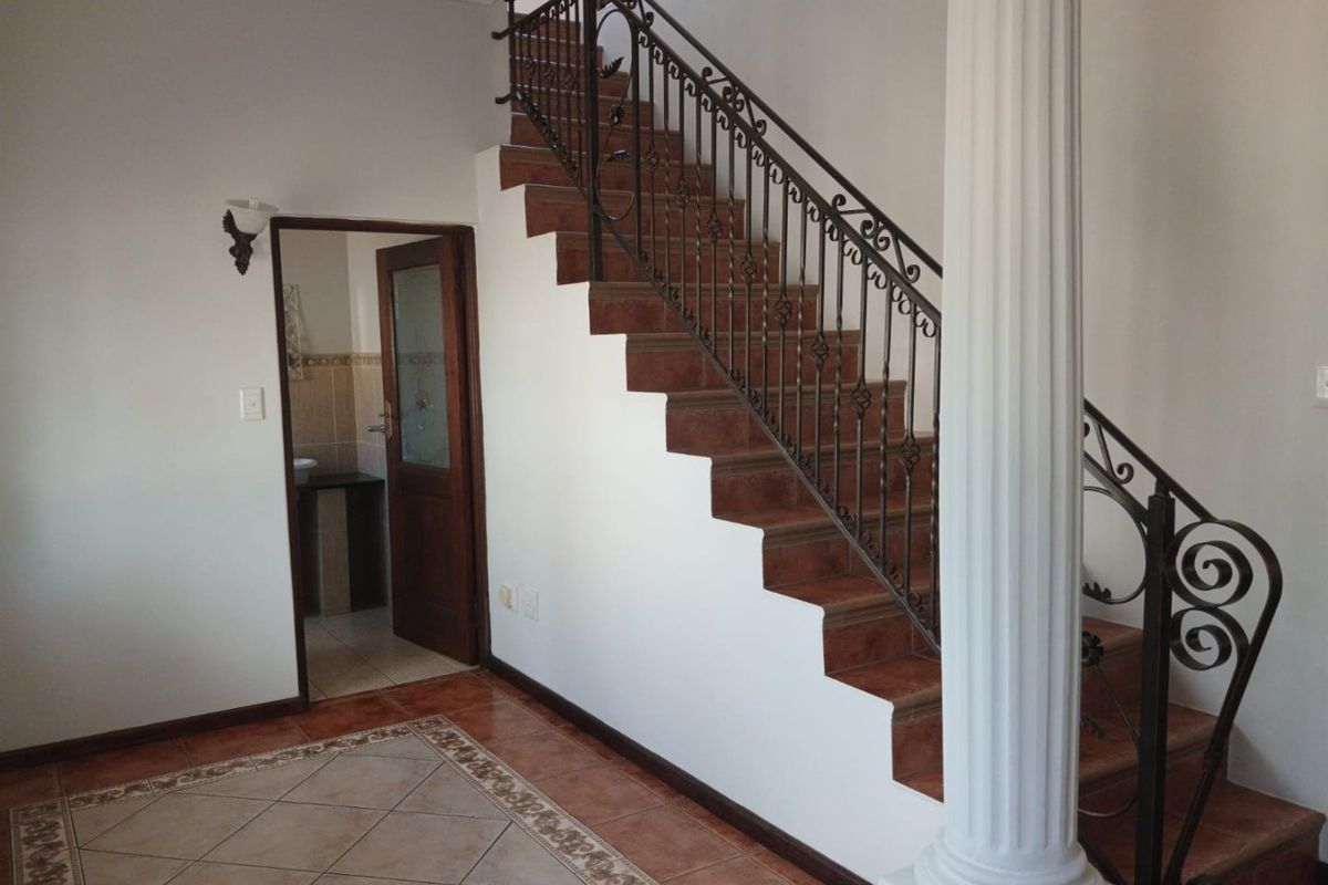 Beautiful Family Home For Rent - Photo 4