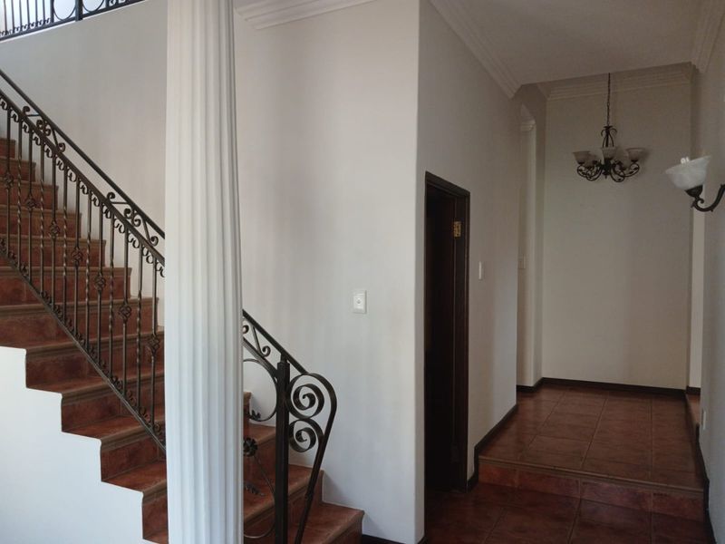 Beautiful Family Home For Rent - Photo 5