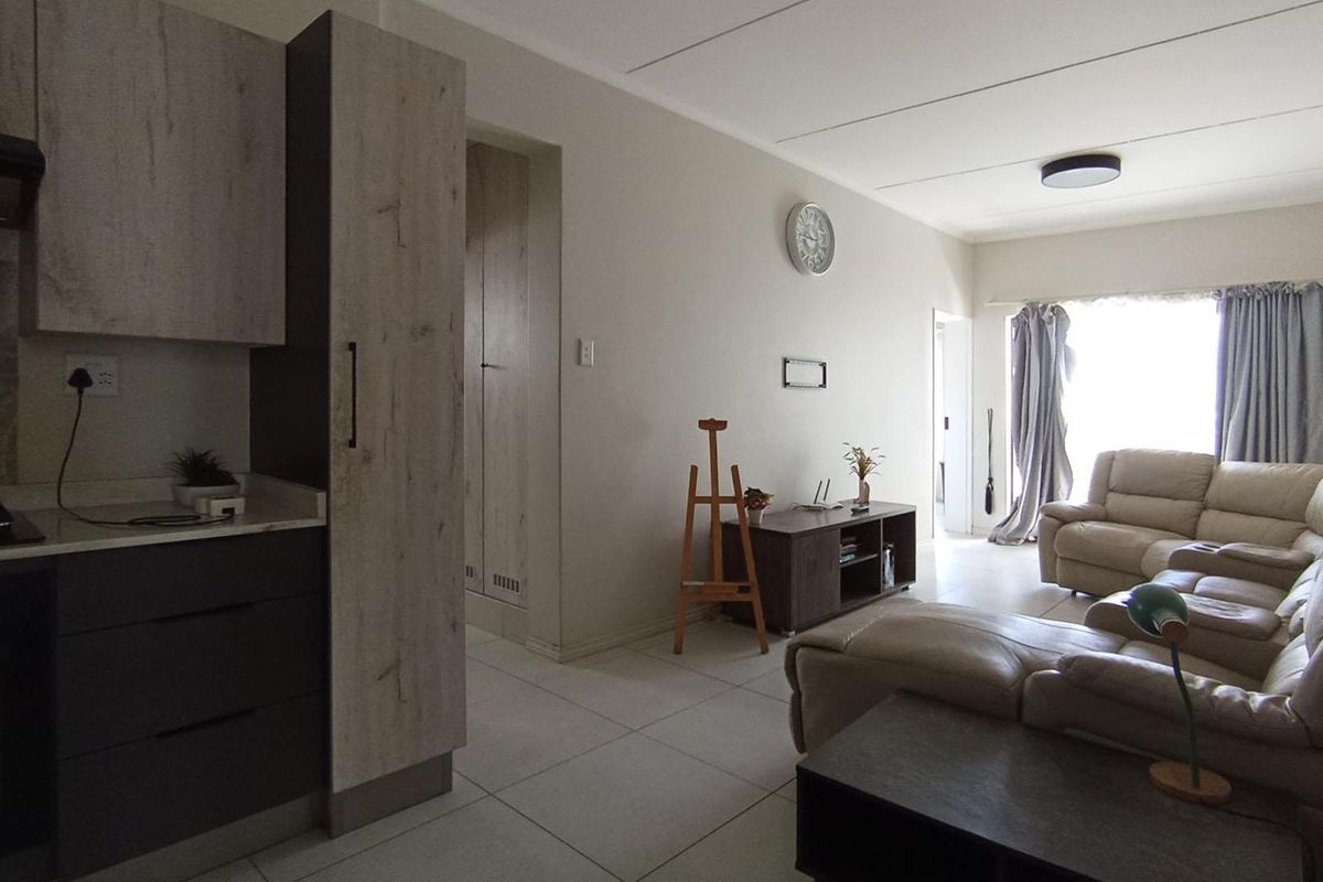 Modern 2-Bed, 2-Bath Apartment in 93 on New – Prime Midrand Living! - Photo 2