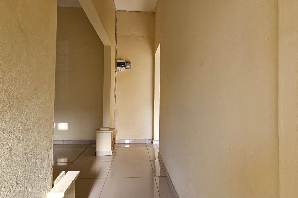 2 Bedroom Apartment to let in Stanger Central  - Photo 5