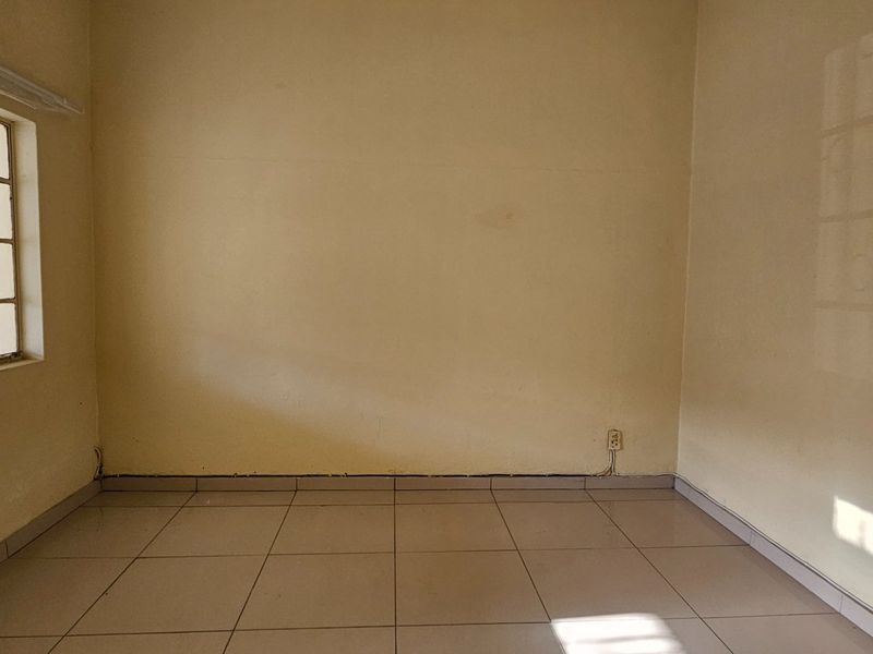 2 Bedroom Apartment to let in Stanger Central  - Photo 8