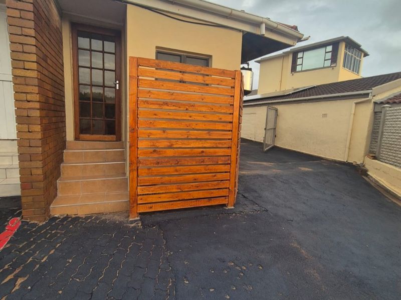 Office space for rent R3500pm - Photo 1