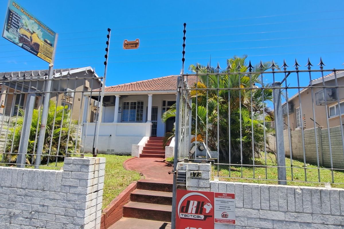 Prime Branding Opportunity | Massive Street Frontage | Windermere/Stamford Hill - Photo 5