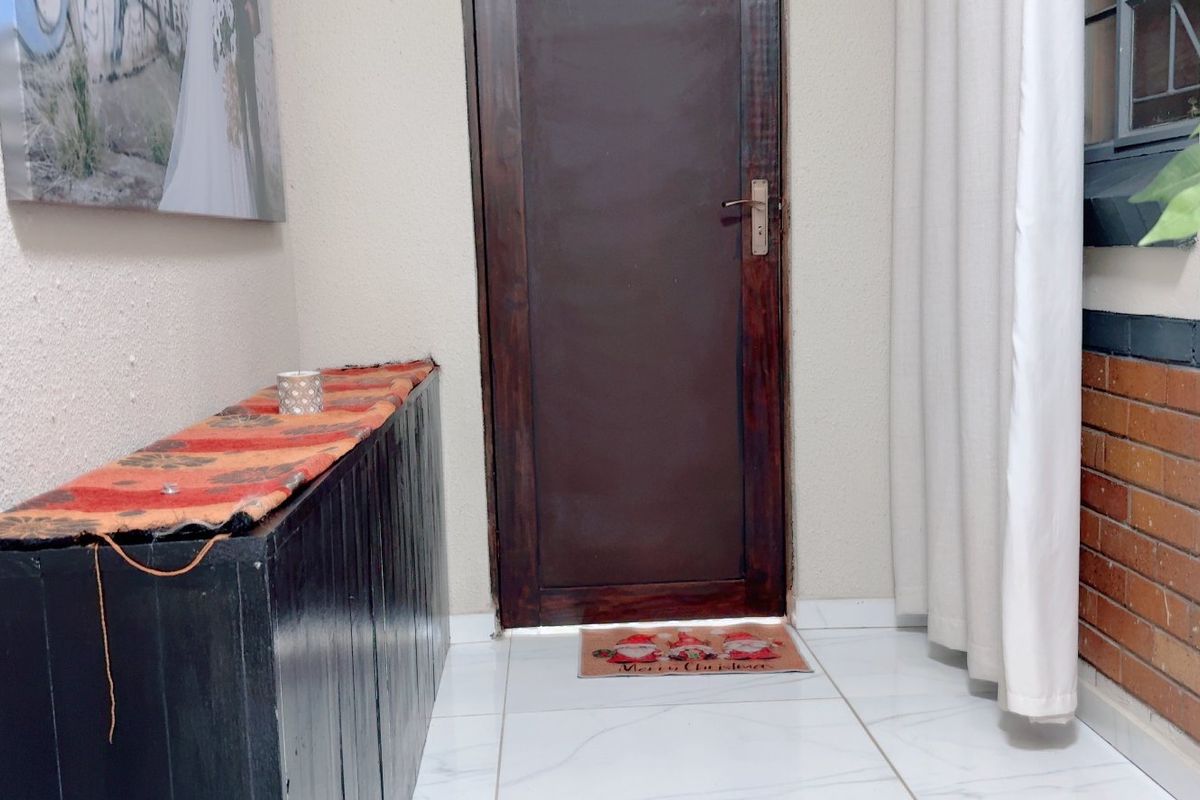 Prime position and flatlet in Three Rivers - Photo 5