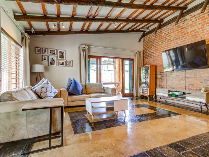 Modern Elegance with a Lodge-Inspired Touch   - Photo 6