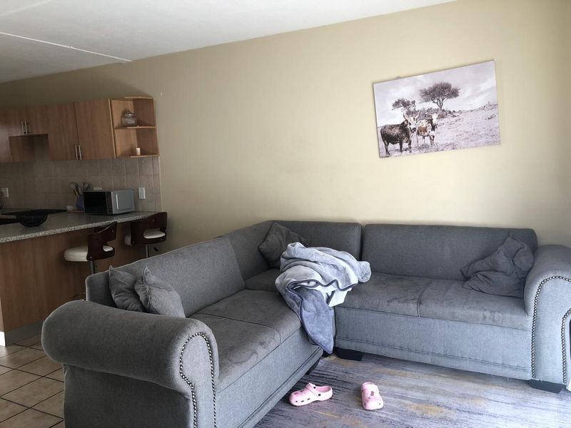 Well priced unit in the popular Elephant Mew complex - Photo 9