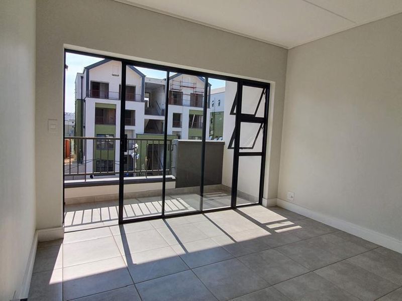 Property Description – 2 Bedroom, 2 Bathroom Apartment in Munyaka Lifestyle Estate - Photo 8