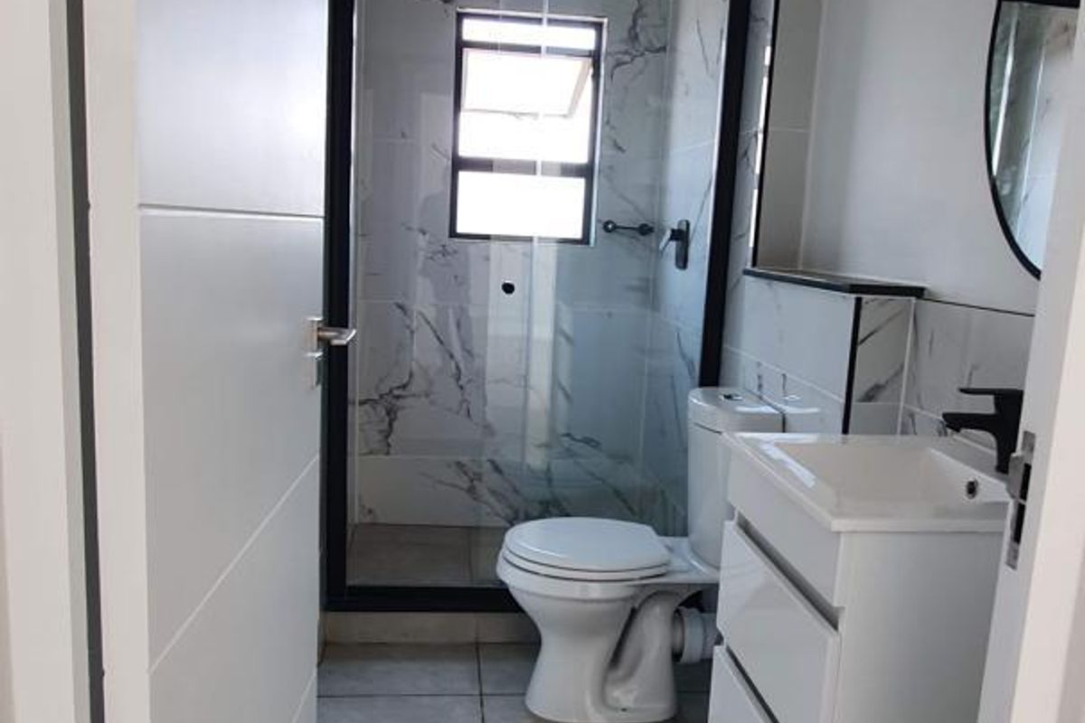 Property Description – 2 Bedroom, 2 Bathroom Apartment in Munyaka Lifestyle Estate - Photo 5