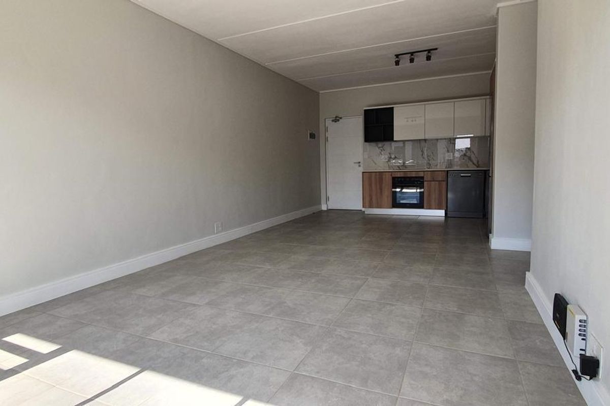Property Description – 2 Bedroom, 2 Bathroom Apartment in Munyaka Lifestyle Estate - Photo 2