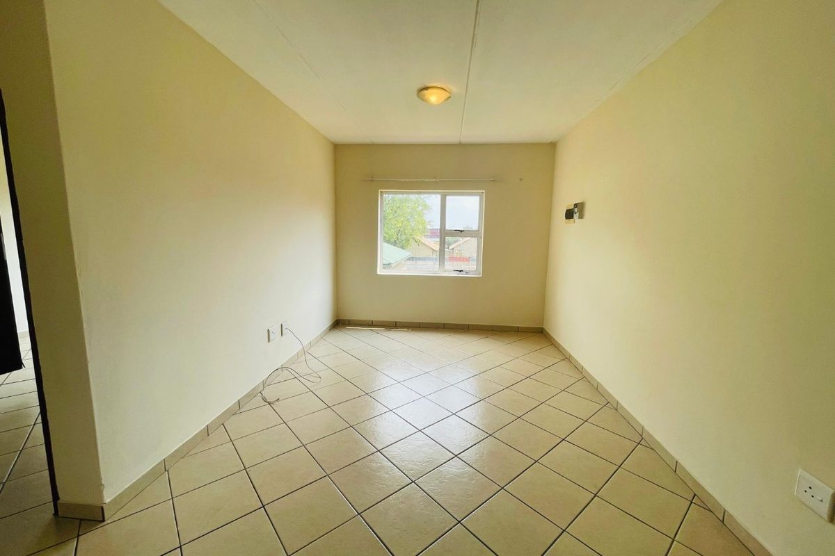 Investor’s Dream in Kempton Park - 2-Bed Apartments for ONLY R365 000 (All Costs Included!) - Photo 4