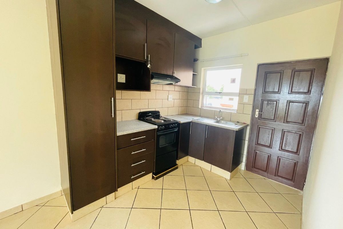 Investor’s Dream in Kempton Park - 2-Bed Apartments for ONLY R365 000 (All Costs Included!) - Photo 2