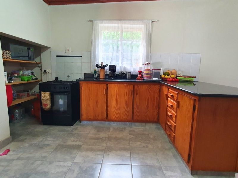 Well-Built Home with Modern Updates in Albertinia - Photo 6