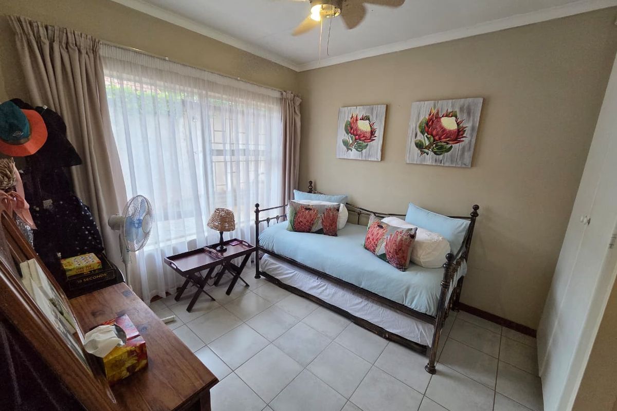 Modern Corner Unit In Secure Estate - Photo 2