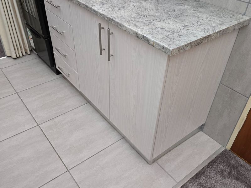 Freshly renovated flat in Panoramapark, a well-known retirement facility in Klerksdorp. - Photo 6