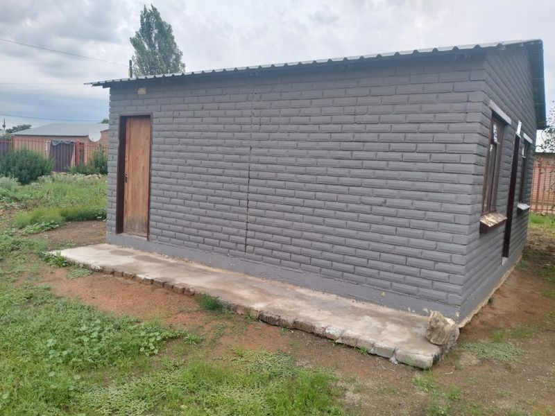 2-Bedroom Home in Heidedal Ext 14, Phase 4 – Ideal for First-Time Buyers - Photo 2