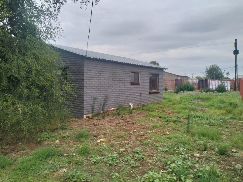 2-Bedroom Home in Heidedal Ext 14, Phase 4 – Ideal for First-Time Buyers - Photo 4