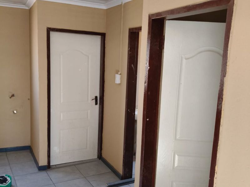 2-Bedroom Home in Heidedal Ext 14, Phase 4 – Ideal for First-Time Buyers - Photo 6