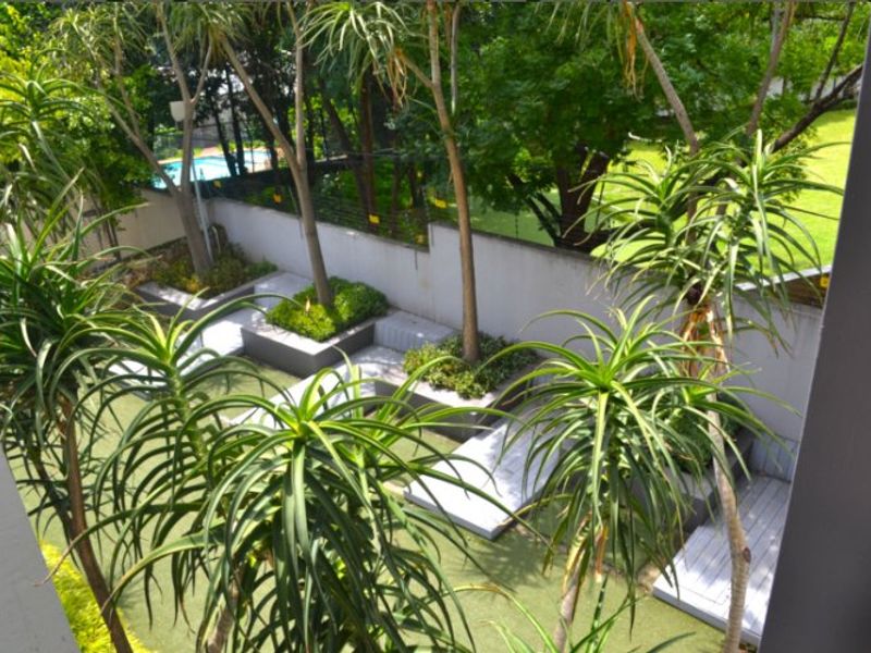 2 Bed 2 Bath ensuite Apartment To Let  - Photo 4