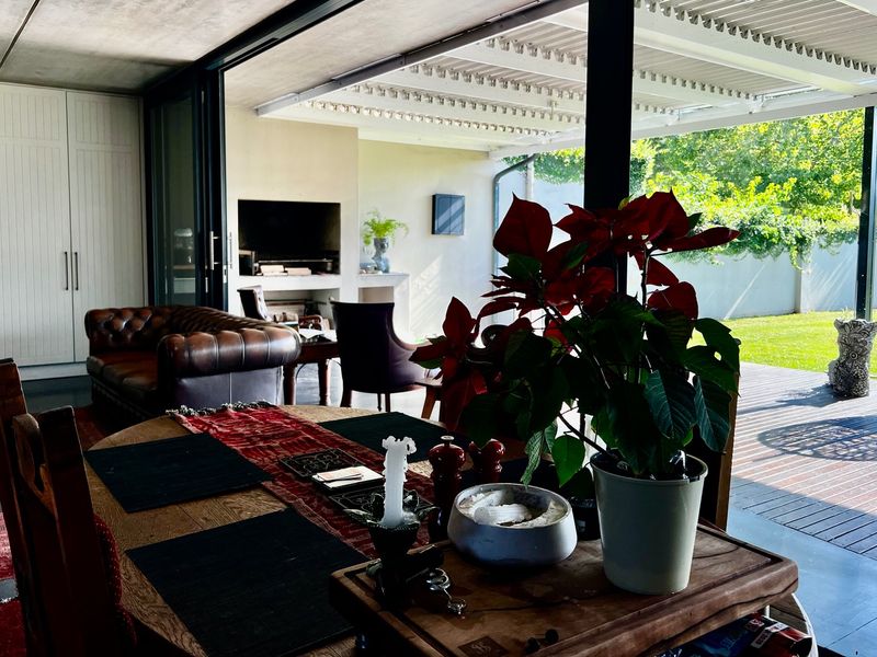 UNMATCHED GOLF COURSE LIVING WITH BREATHTAKING MOUNTAIN VIEWS - Photo 7