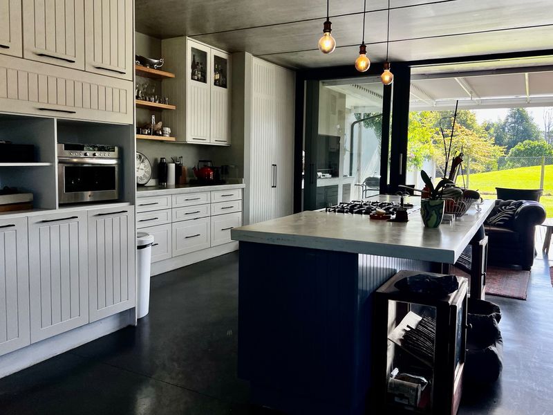 UNMATCHED GOLF COURSE LIVING WITH BREATHTAKING MOUNTAIN VIEWS - Photo 3