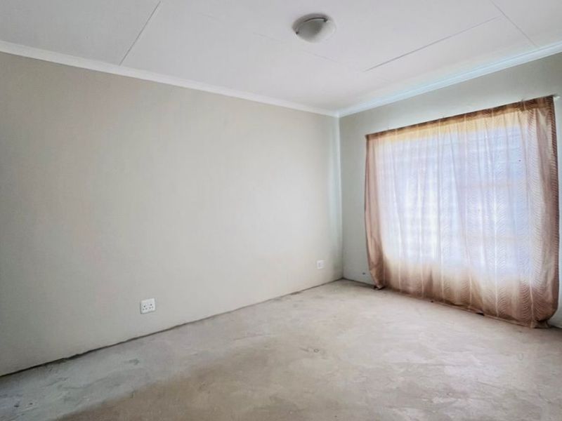 2 Bedroom House for Sale in Riverside View - Photo 6