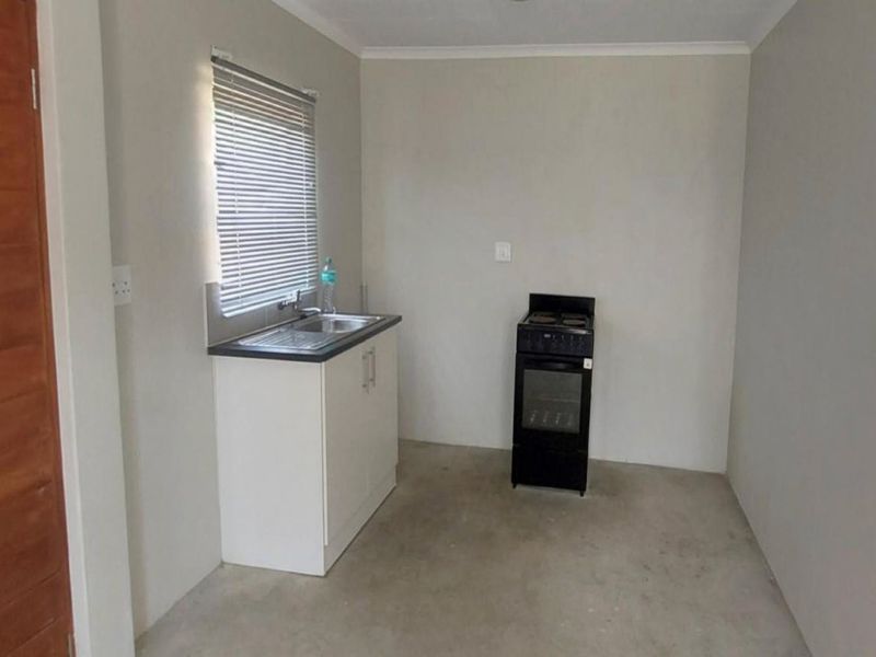 2 Bedroom House for Sale in Riverside View - Photo 3