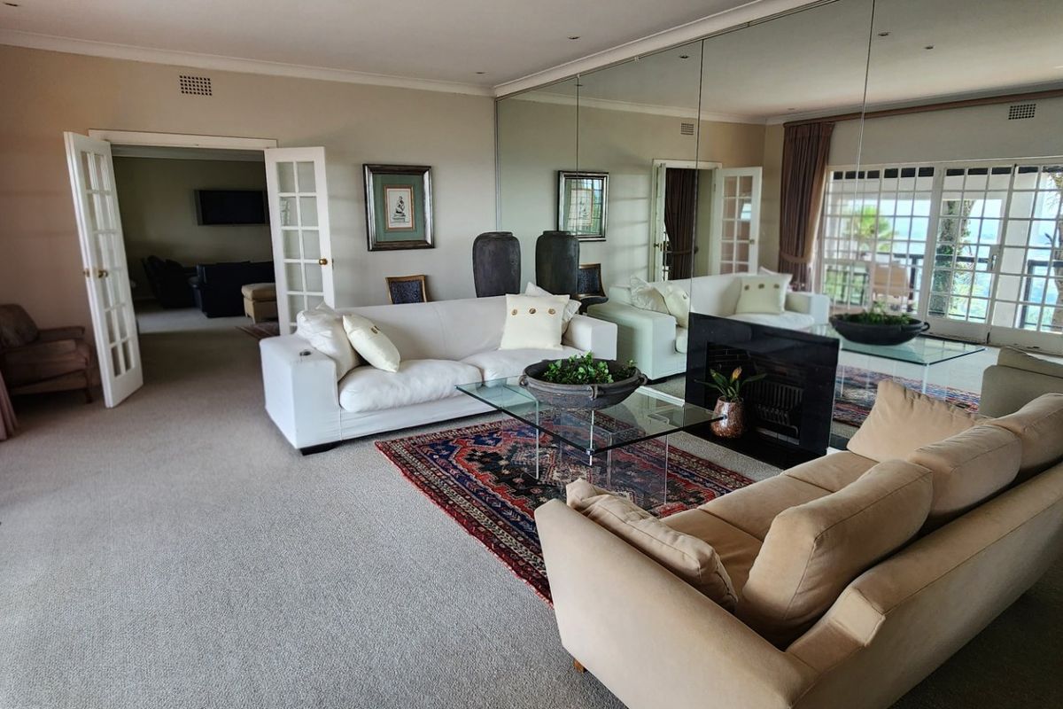 Prime Ridge Position | Charming 3 Bedroom Home | Unmatched Development Opportunity - Photo 3