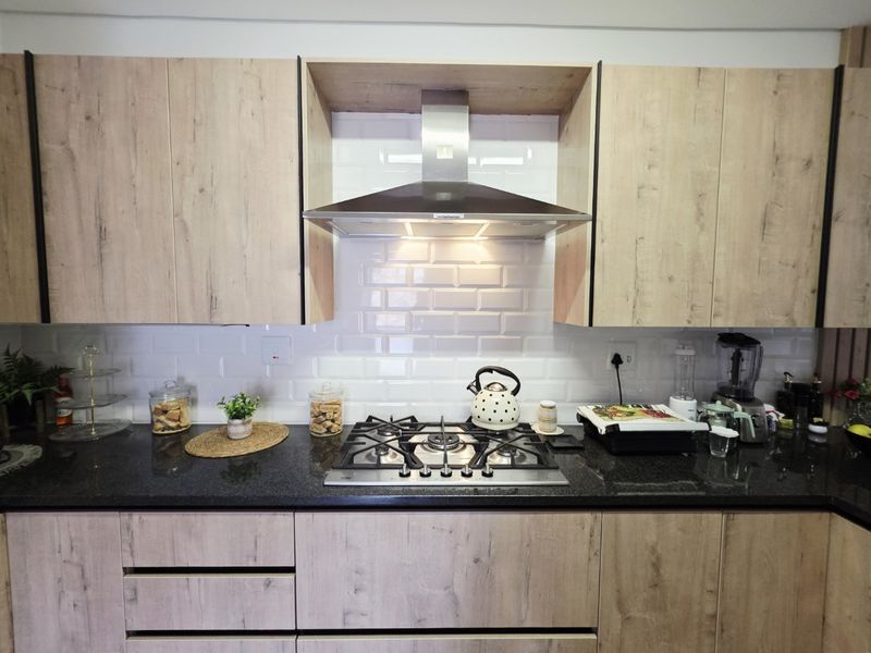 Modern Simplicity Meets Thoughtful Design - Photo 7