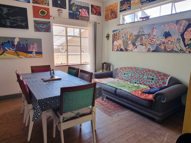 Unique Corner Stand Home with Spacious Cottage and Versatile Living Spaces - Photo 3