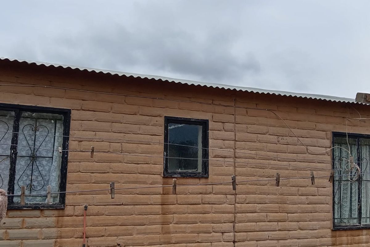 Neat 4 Room RDP House for sale in Bergman, Mangaung - Photo 2