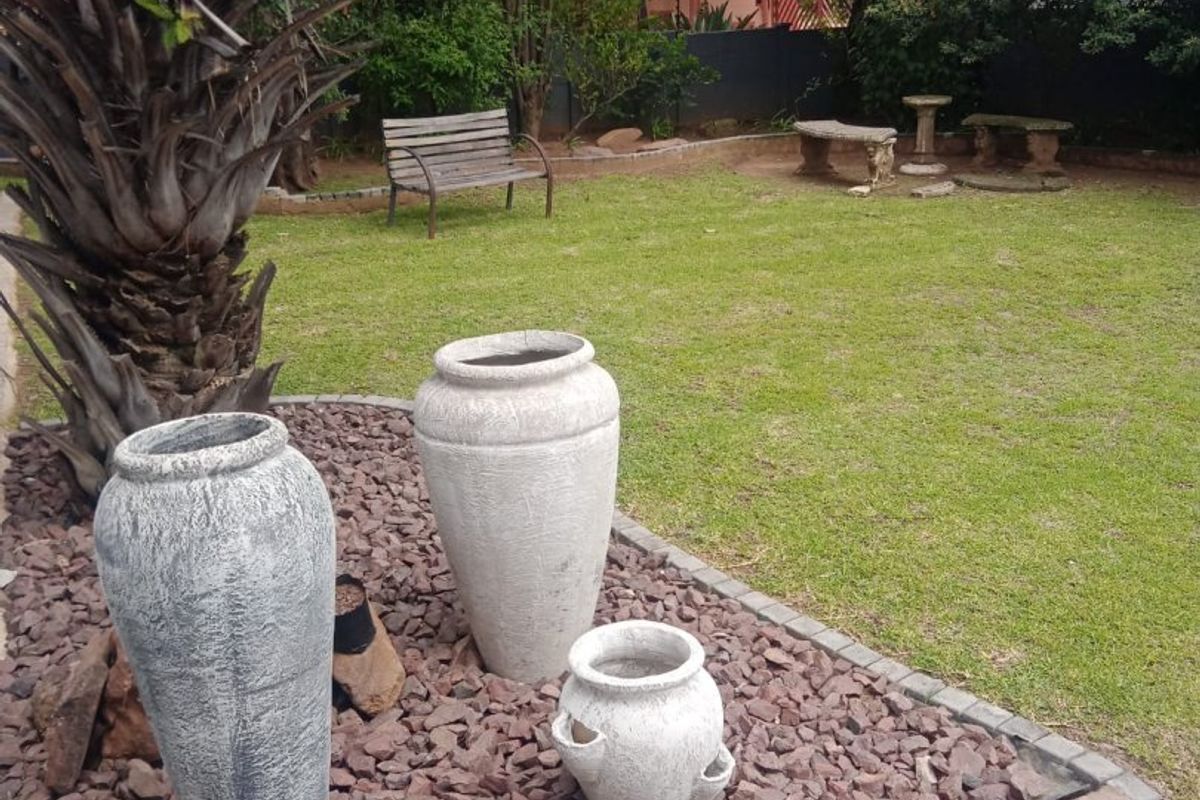 Elegant 5 bedroom luxury Residence in Prime locations - Photo 4