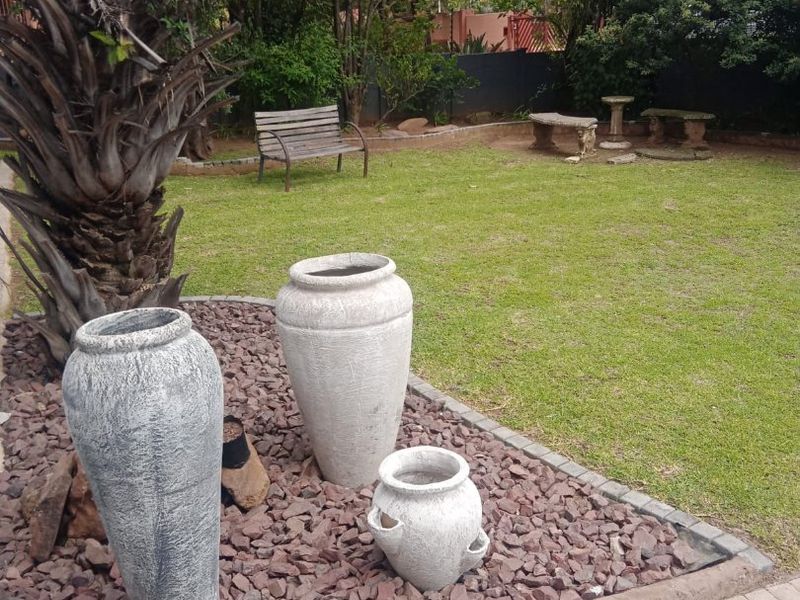 Elegant 5 bedroom luxury Residence in Prime locations - Photo 4