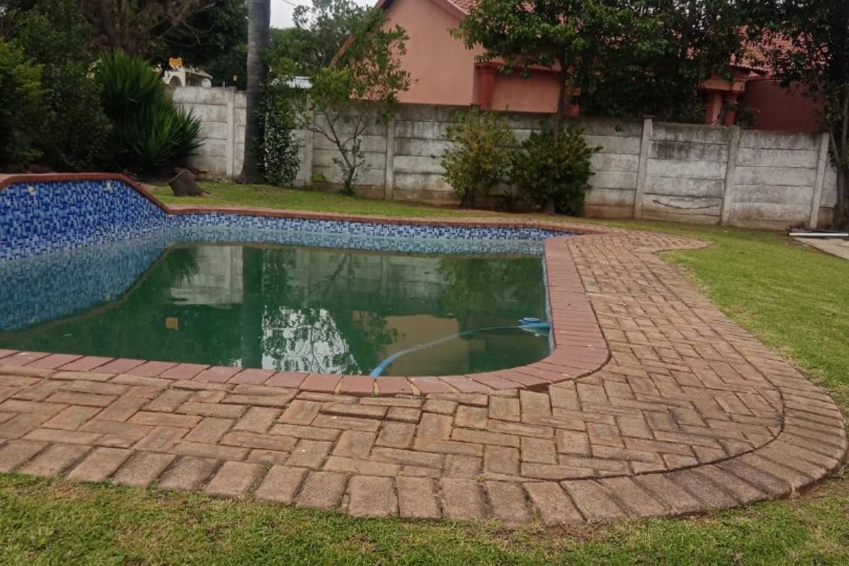 Elegant 5 bedroom luxury Residence in Prime locations - Photo 2