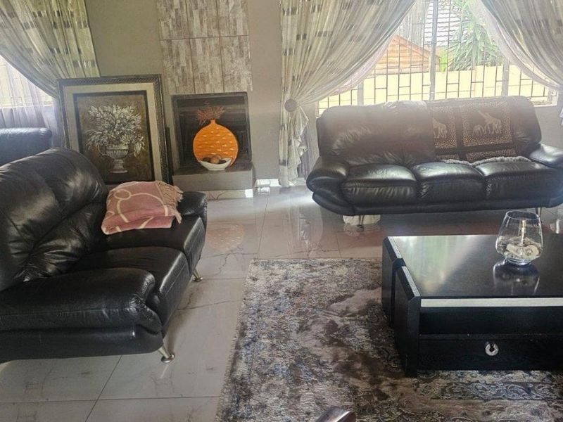 Elegant 5 bedroom luxury Residence in Prime locations - Photo 9